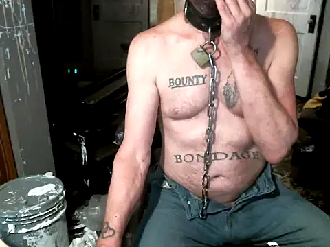 Snapshot of NKYWETPIG chatting on 09.27.25 NKYWETPIG online show from 09.27.25