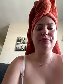 AlisaWhite online show from 03.17.26