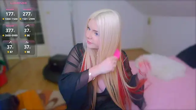 Snapshot of ParadiseRose chatting on 03.22.25 ParadiseRose online show from 03.22.25