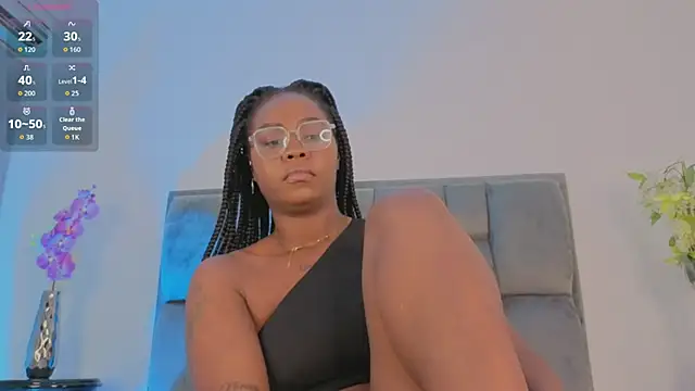 tanyyaa online show from 12.15.25