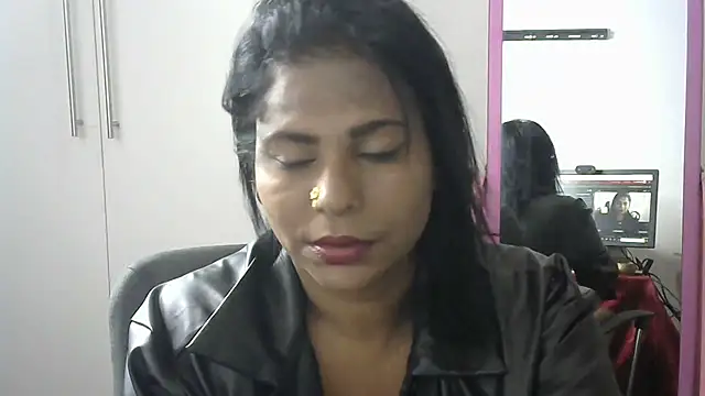 sunshinelady  online show from 12.18.24