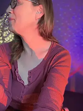 MaiseKnox online show from 01.09.25