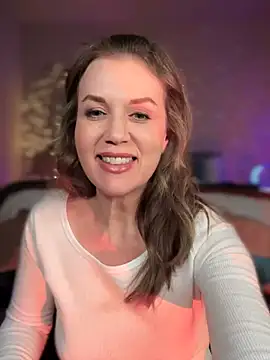 MaiseKnox online show from 02.07.25