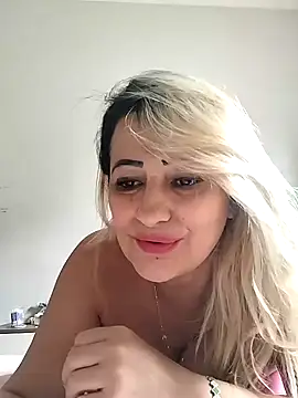 vivifernades online show from 01.28.25