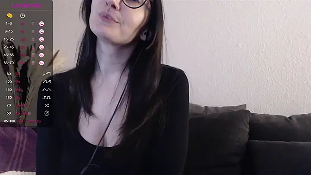 Alina Lamour online show from 02.09.25