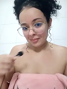 Snapshot of NinaSweet2 chatting on 02.27.26 NinaSweet2 online show from 02.27.26