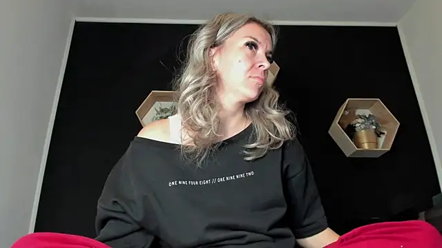 Alesys69 online show from 10.30.25