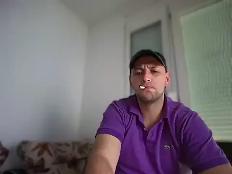 Snapshot of Flakka95 chatting on 05.18.26 Flakka95 online show from 05.18.26
