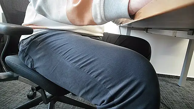 Snapshot of 69bezfleku chatting on 11.10.25 69bezfleku online show from 11.10.25