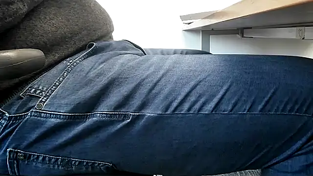 Snapshot of 69bezfleku chatting on 11.20.25 69bezfleku online show from 11.20.25