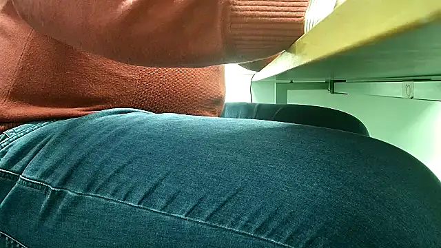 Snapshot of 69bezfleku chatting on 01.14.26 69bezfleku online show from 01.14.26