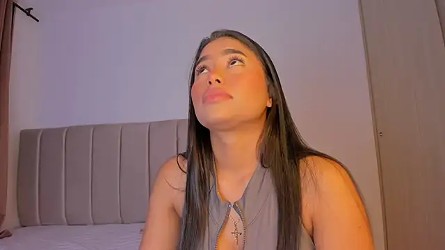 isa bunny online show from 10.30.25