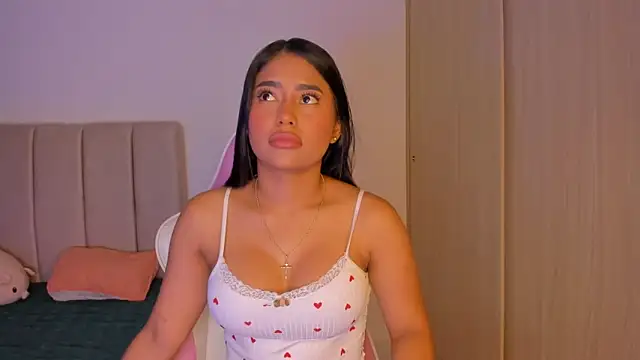 Snapshot of isa_bunny chatting on 03.03.26 isa bunny online show from 03.03.26