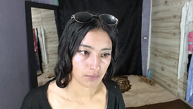 skinny Yizz online show from 12.21.25