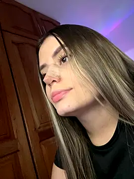 Miss valeriaa online show from 10.03.25