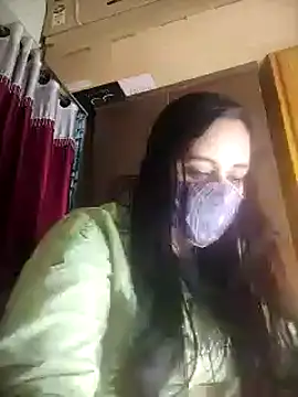 Snapshot of Sheela-Bhabi chatting on 12.12.24 Sheela-Bhabi online show from 12.12.24