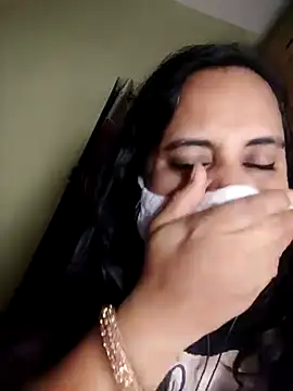 Snapshot of Sheela-Bhabi chatting on 02.17.25 Sheela-Bhabi online show from 02.17.25