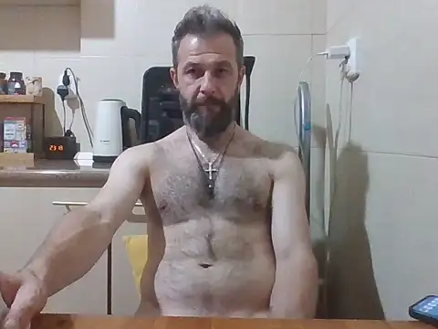 Snapshot of cipyww chatting on 06.17.26 cipyww online show from 06.17.26