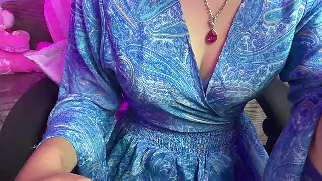 Queen Angelena online show from 03.08.26