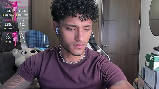 Alessandro Vanni online show from 11.04.25