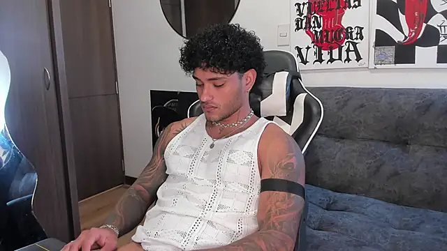 Alessandro Vanni online show from 02.15.26