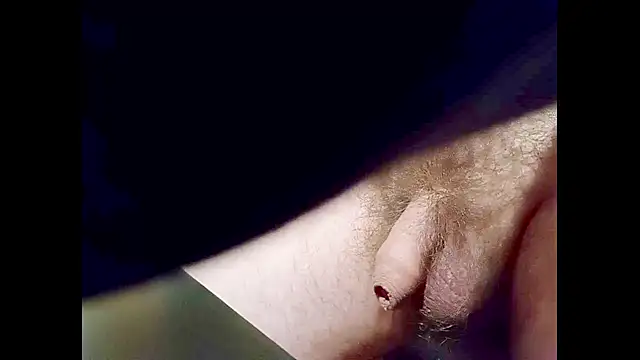 hairyuncut00 online show from 02.12.25