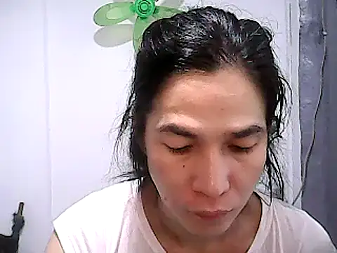 Snapshot of BigDickTrans chatting on 02.22.26 BigDickTrans online show from 02.22.26