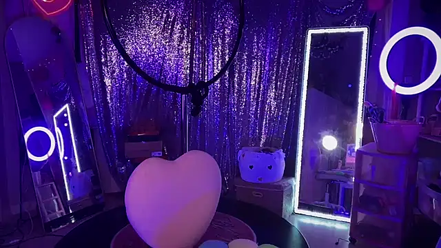 bimbotwerkqueen online show from 09.20.25