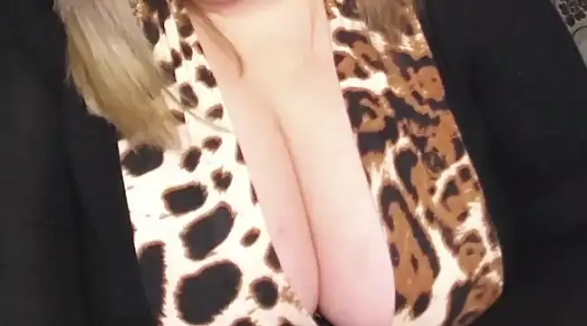 Nimphotease online show from 12.10.24