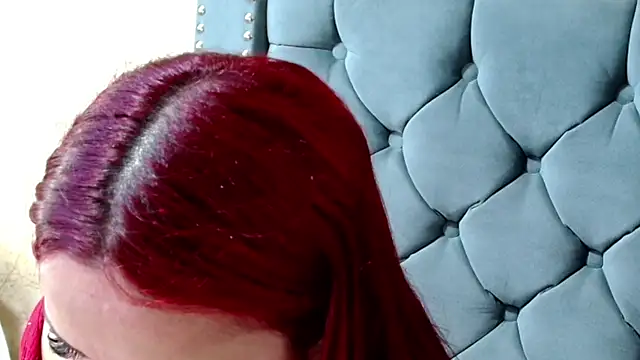 Snapshot of Imannejulienne chatting on 02.22.26 Imannejulienne online show from 02.22.26