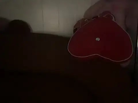 Snapshot of Blueskiiis3 chatting on 10.13.25 Blueskiiis3 online show from 10.13.25