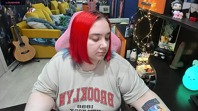 Softie Sofy online show from 03.04.25