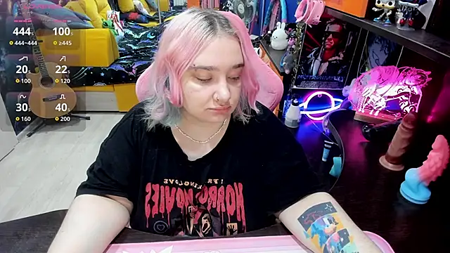 Softie Sofy online show from 09.24.25