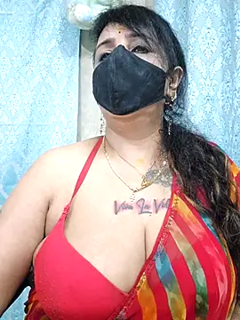 cute-tanvi online show from 10.28.25