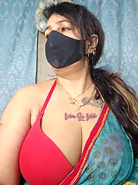 cute-tanvi online show from 12.15.25