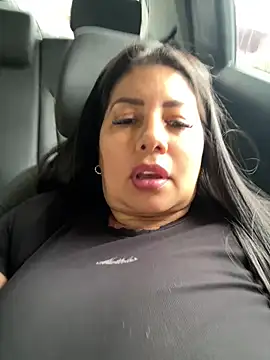 Snapshot of natural_bigboobs chatting on 02.15.25 natural bigboobs online show from 02.15.25