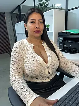 Snapshot of natural_bigboobs chatting on 03.02.25 natural bigboobs online show from 03.02.25