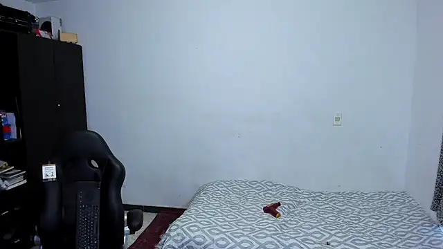 ares sexxx online show from 04.14.26