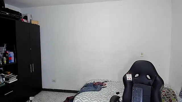 ares sexxx online show from 04.15.26