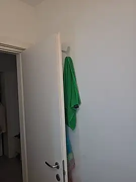 Domixdyva online show from 10.29.25