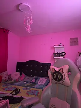 stassie  online show from 01.23.25