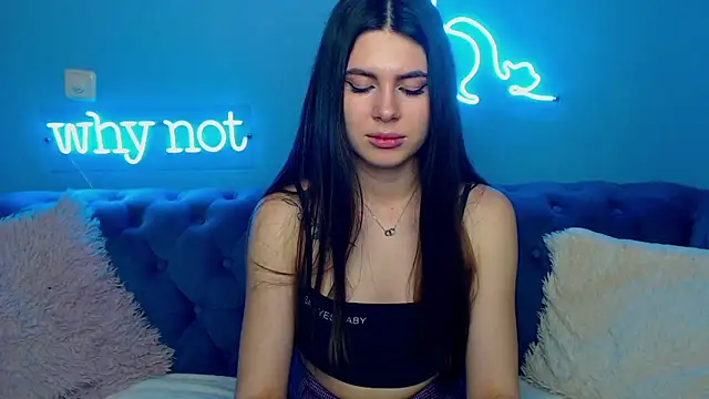 ViollinaLove online show from 01.14.25