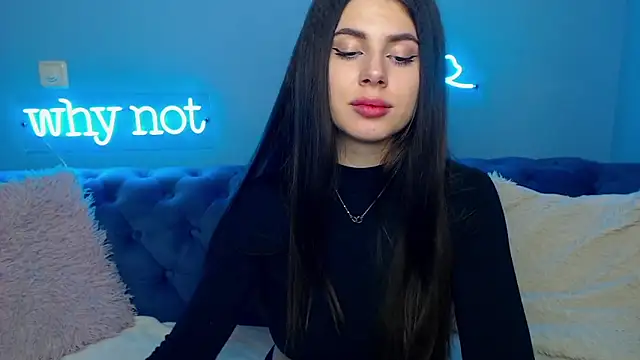 ViollinaLove online show from 01.25.25