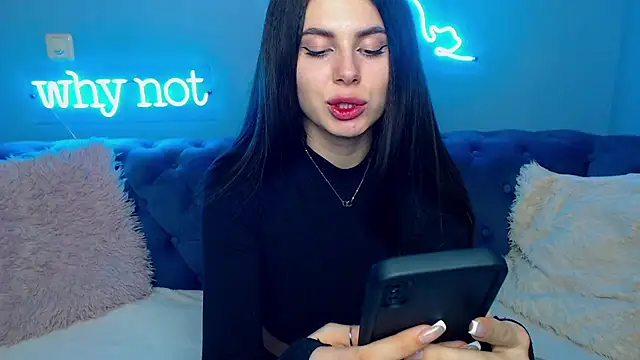 ViollinaLove online show from 01.25.25