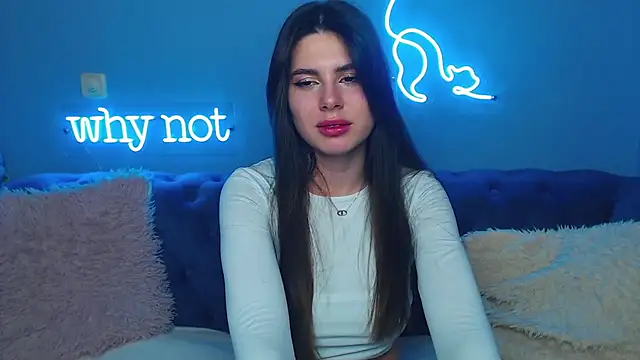 ViollinaLove online show from 02.15.25