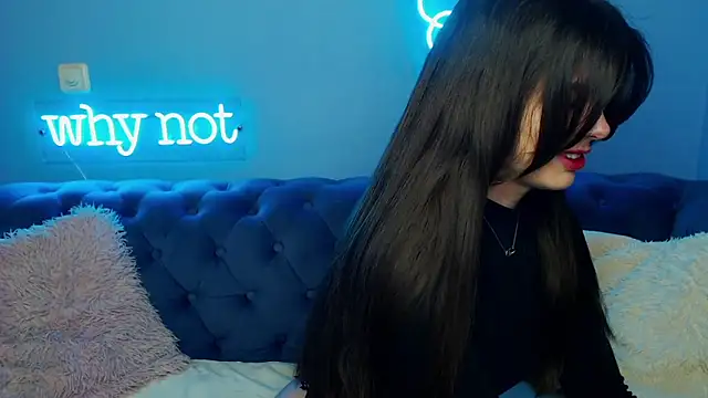 ViollinaLove online show from 03.18.25