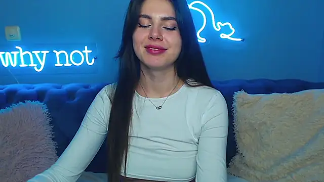 ViollinaLove online show from 03.22.25