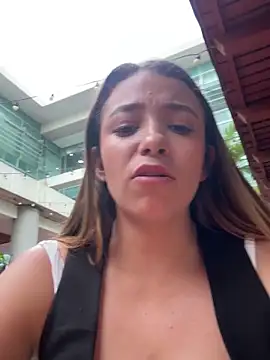 Snapshot of Hall_16 chatting on 02.18.25 Hall 16 online show from 02.18.25