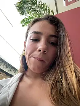 Snapshot of Hall_16 chatting on 02.26.25 Hall 16 online show from 02.26.25