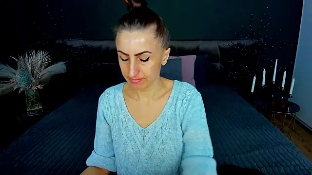 Snapshot of Rebecca_Diamond chatting on 02.05.26 Rebecca Diamond online show from 02.05.26